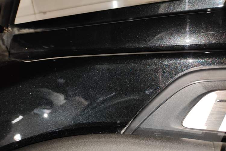 Used BMW 5 Series 2022 Second Facelift 530Li Leading Edition Luxury Package Left Side Sill