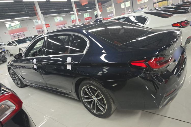 Used BMW 5 Series 2022 Second Facelift 525Li M Sport Package Left Side