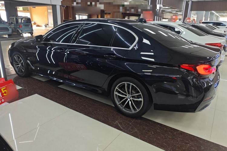 Used BMW 5 Series 2022 Restyled 525Li M Sport Package Left Side