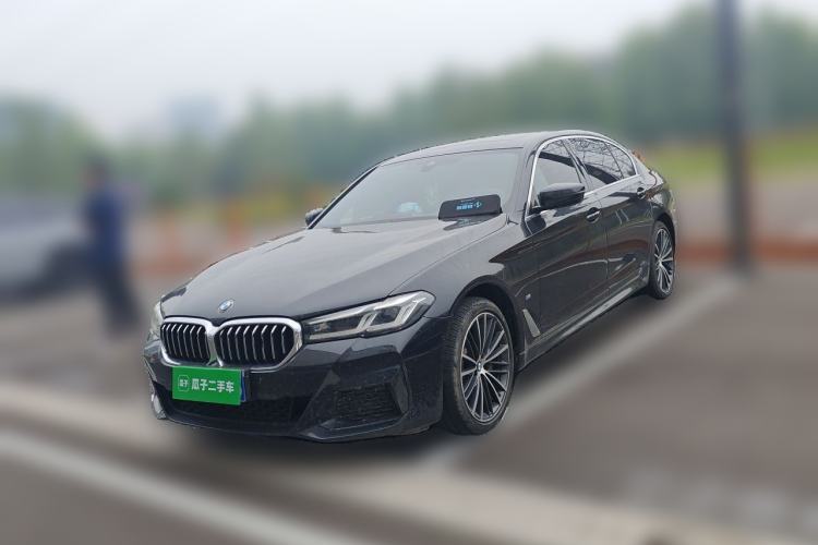 Used BMW 5 Series 2022 530Li Leading Model M Sport Package Guazi used car, China used car export, Used car for sale, Used cars, Cheapest cars for sale