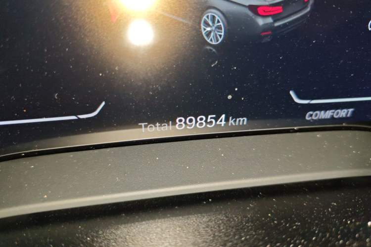 Used BMW 5 Series 2022 530Li Leading Model M Sport Package Odometer Close Up