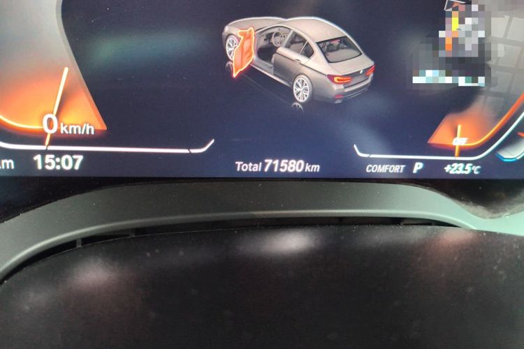 Used BMW 5 Series 2022 Restyled 525Li M Sport Package Odometer Close Up