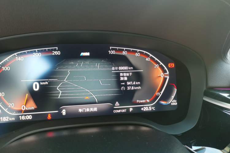 Used BMW 5 Series 2022 Second Facelift 525Li M Sport Package Odometer Close Up