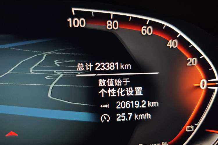 Used BMW 5 Series 2022 Second Facelift 525Li Luxury Package Odometer Close Up
