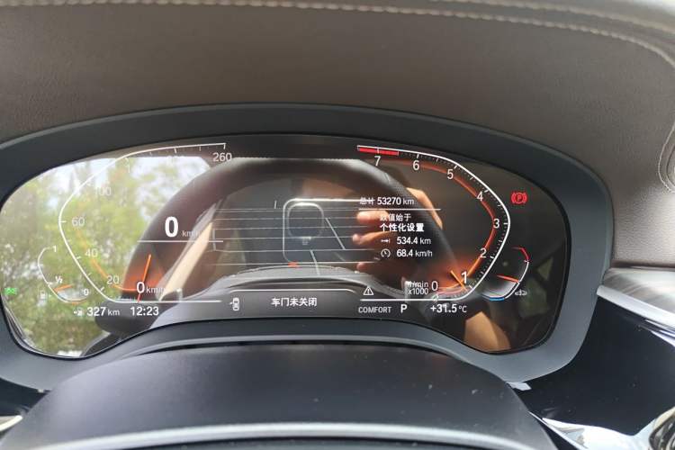 Used BMW 5 Series 2022 Updated 530Li xDrive Luxury Package Odometer Close Up