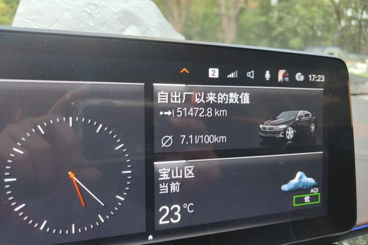 Used BMW 5 Series 2022 525Li Luxury Package Odometer Close Up