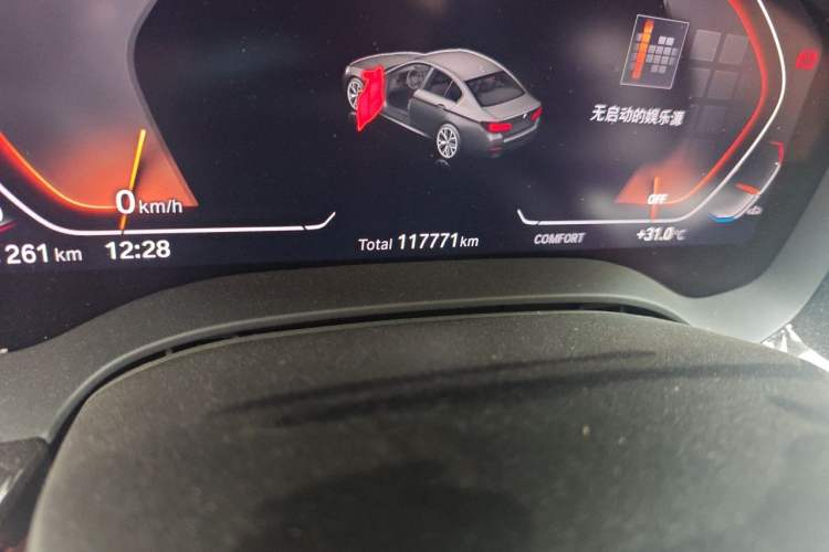 Used BMW 5 Series 2022 525Li M Sport Package Odometer Close Up