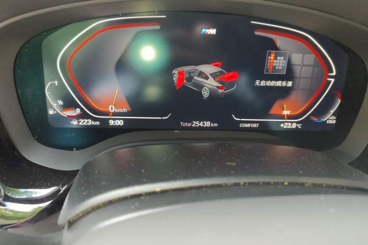 Used BMW 5 Series 2022 Restyled 525Li M Sport Package Odometer Close Up