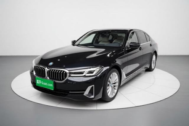 Używany BMW 5 Series 2022 525Li Luxury Package