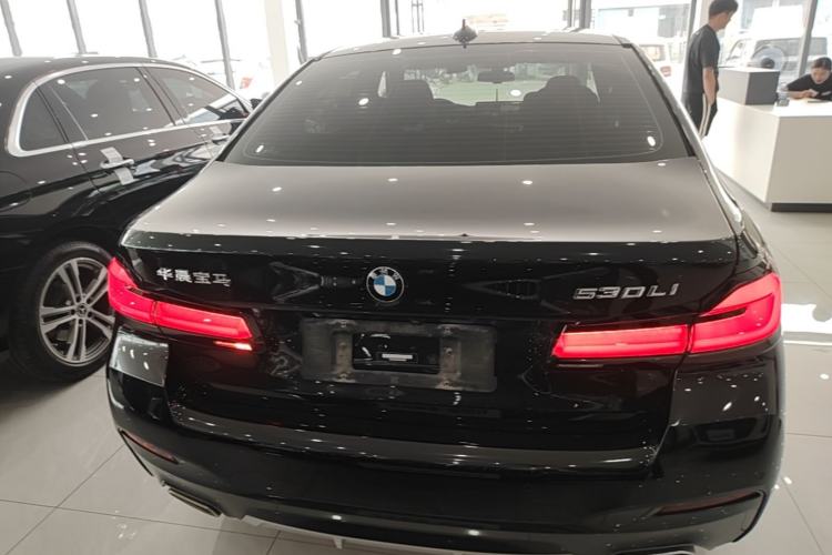 Used BMW 5 Series 2022 Second Facelift 530Li Leading Edition M Sport Package Rear