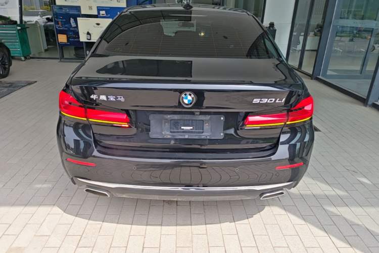 Used BMW 5 Series 2022 Second Facelift 530Li Leading Edition Luxury Package Rear