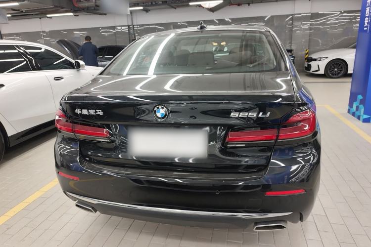 Used BMW 5 Series 2022 Second Facelift 525Li Luxury Package Rear
