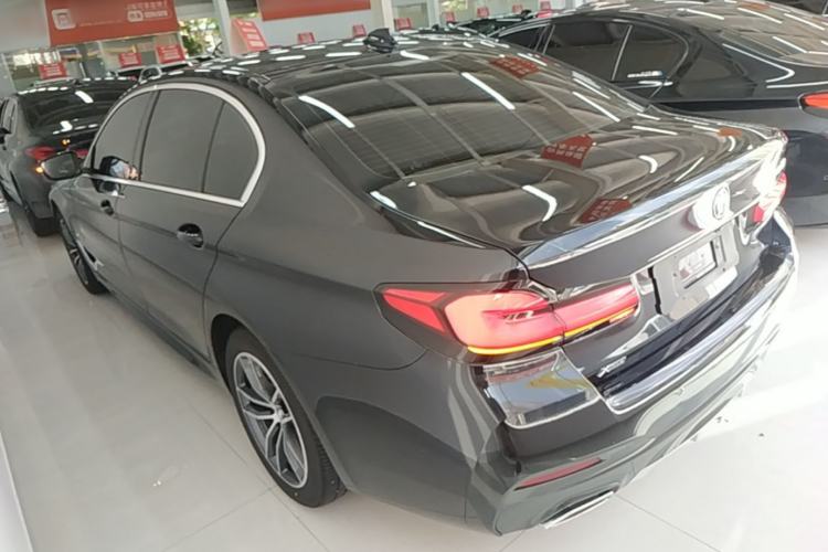 Used BMW 5 Series 2022 Second Facelift 525Li M Sport Package Rear Left 45 Deg