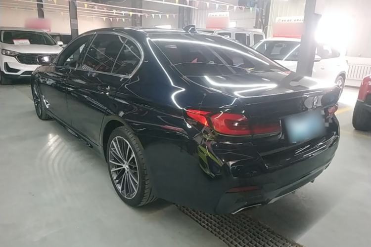 Used BMW 5 Series 2022 Revised Version 530Li xDrive M Sport Package Rear Left 45 Deg