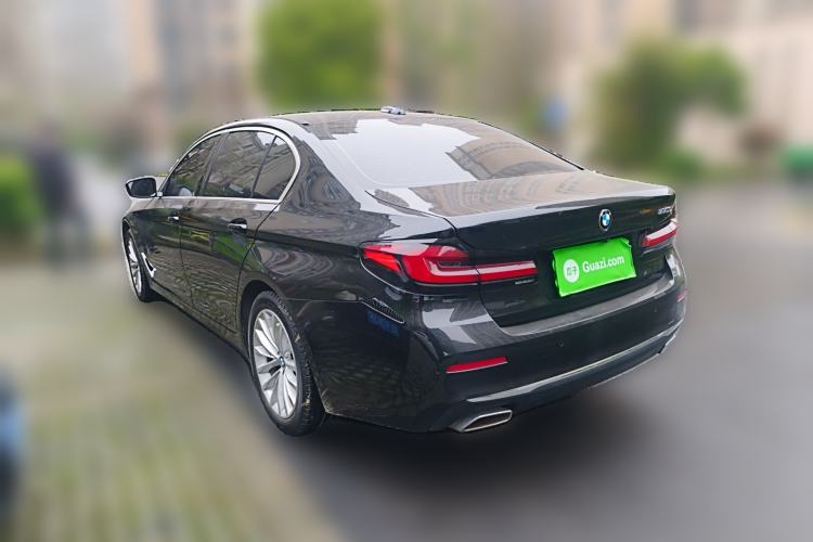 Used BMW 5 Series 2022 Restyled 525Li Luxury Package Rear Left 45 Deg