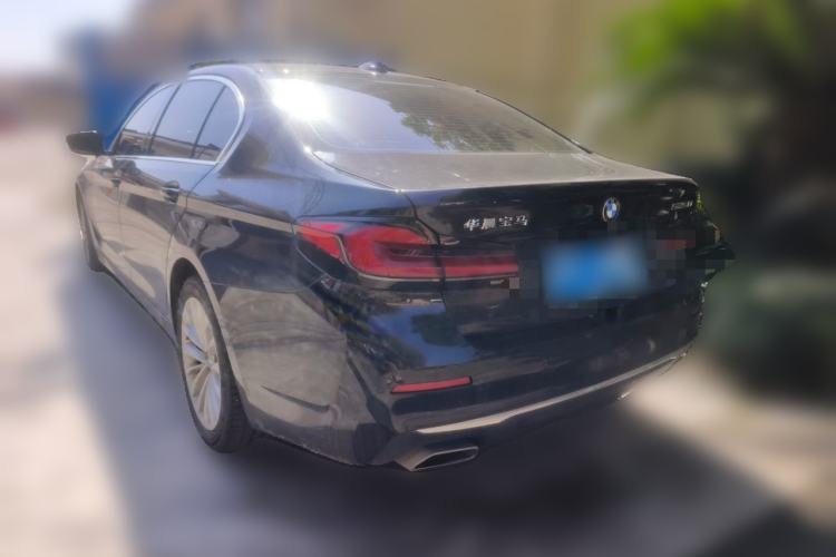 Used BMW 5 Series 2022 Restyled 525Li Luxury Package Rear Left 45 Deg
