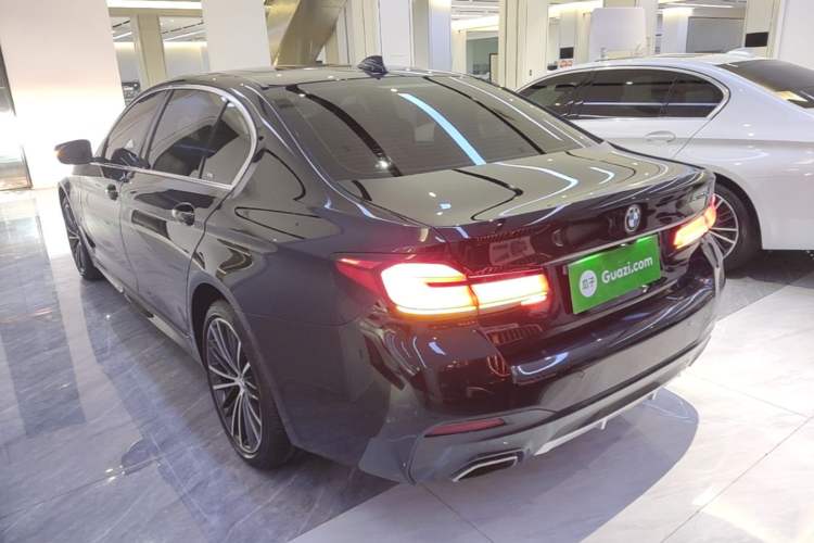 Used BMW 5 Series 2022 Second Facelift 530Li Leading Edition M Sport Package Rear Left 45 Deg
