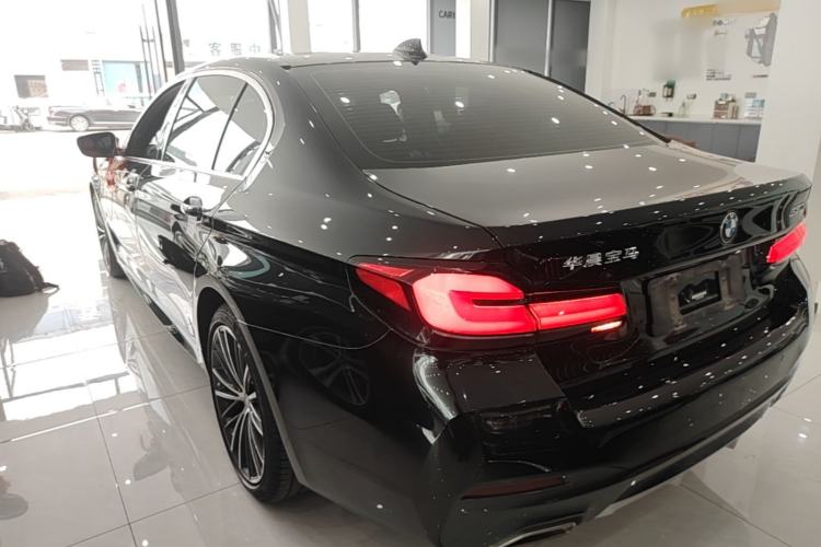 Used BMW 5 Series 2022 Second Facelift 530Li Leading Edition M Sport Package Rear Left 45 Deg
