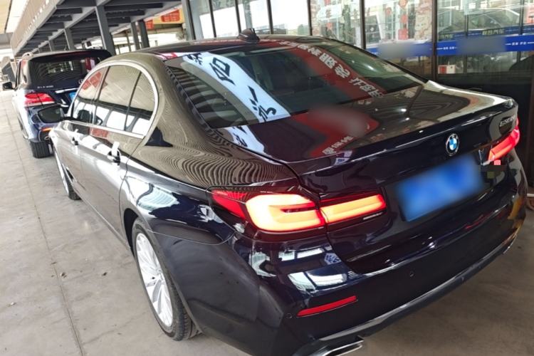 Used BMW 5 Series 2022 Restyled 525Li Luxury Package Rear Left 45 Deg