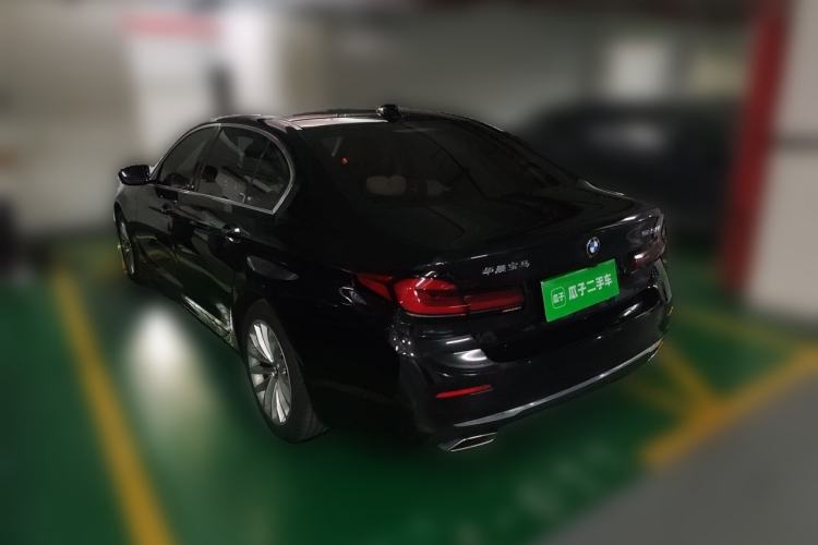 Used BMW 5 Series 2022 Second Facelift 525Li Luxury Package Rear Left 45 Deg