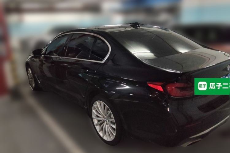 Used BMW 5 Series 2022 Updated 530Li Luxury Edition Premium Package Rear Left 45 Deg