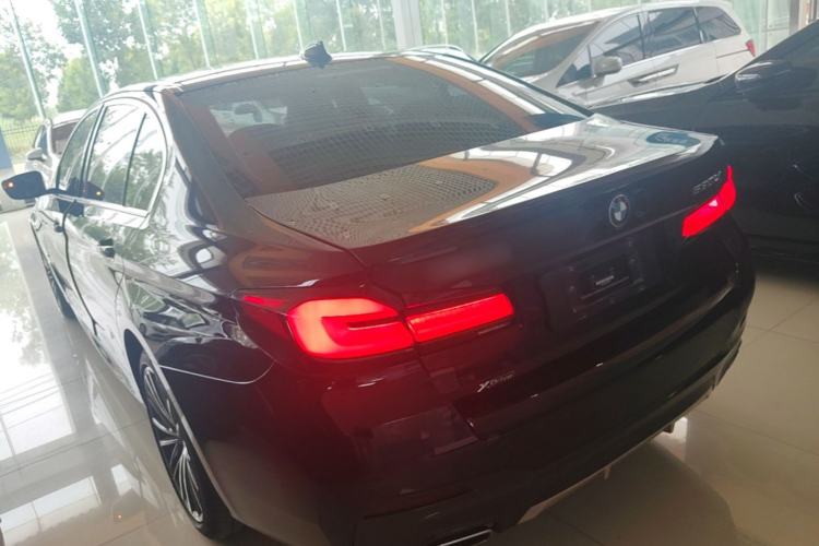 Used BMW 5 Series 2022 Second Facelift 530Li Leading Edition M Sport Package Rear Left 45 Deg