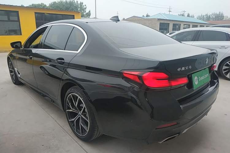 Used BMW 5 Series 2022 Second Facelift 530Li Luxury Version M Sport Package Rear Left 45 Deg