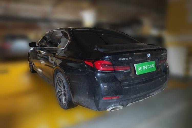 Used BMW 5 Series 2022 Second Facelift 525Li M Sport Package Rear Left 45 Deg