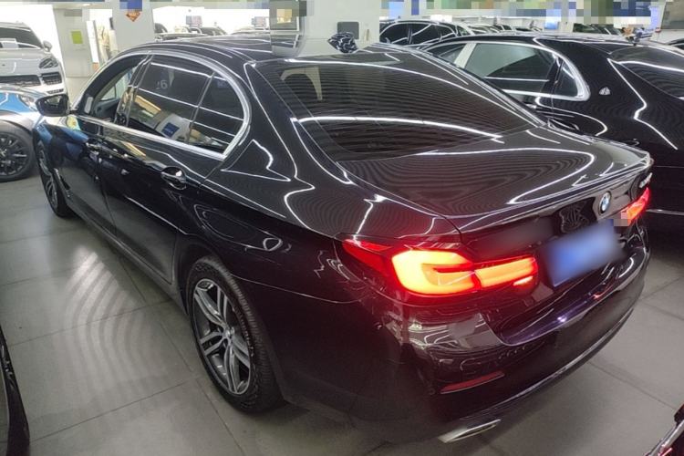 Used BMW 5 Series 2022 Second Facelift 530Li Leading Edition Luxury Package Rear Left 45 Deg
