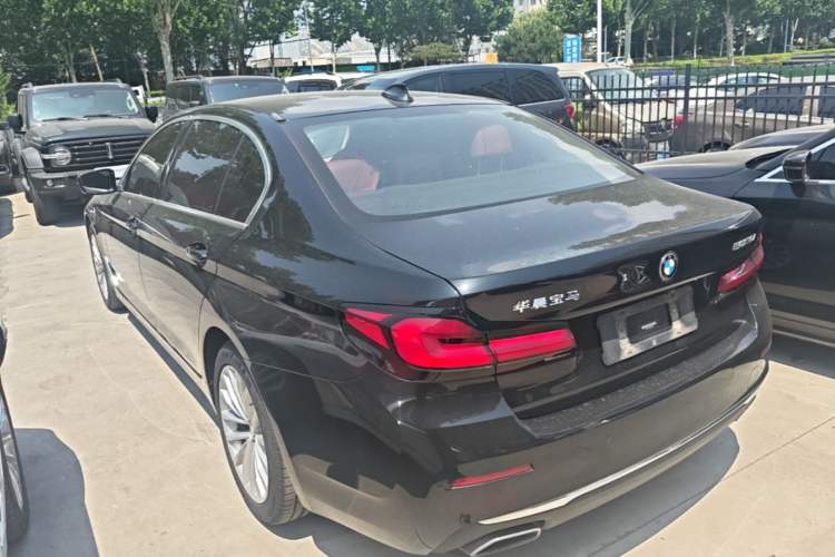 Used BMW 5 Series 2022 Restyled 525Li Luxury Package Rear Left 45 Deg
