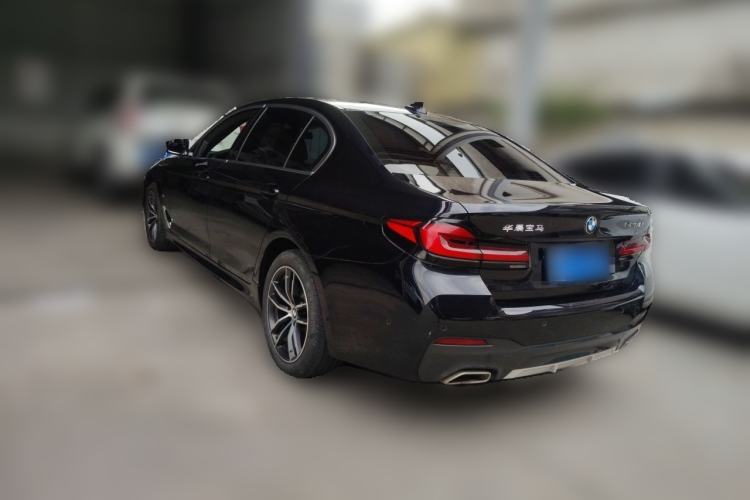 Used BMW 5 Series 2022 Second Facelift 525Li M Sport Package Rear Left 45 Deg