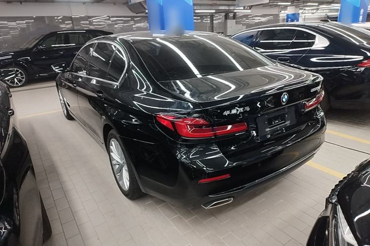 Used BMW 5 Series 2022 Second Facelift 525Li Luxury Package Rear Left 45 Deg