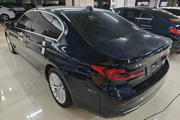 Used BMW 5 Series 2022 Restyled 525Li Luxury Package Rear Left 45 Deg