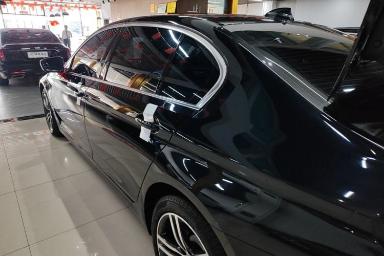 Used BMW 5 Series 2022 Second Facelift 530Li Leading Edition Luxury Package Rear Left 45 Deg