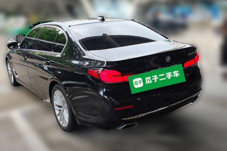 Used BMW 5 Series 2022 525Li Luxury Package Rear Left 45 Deg