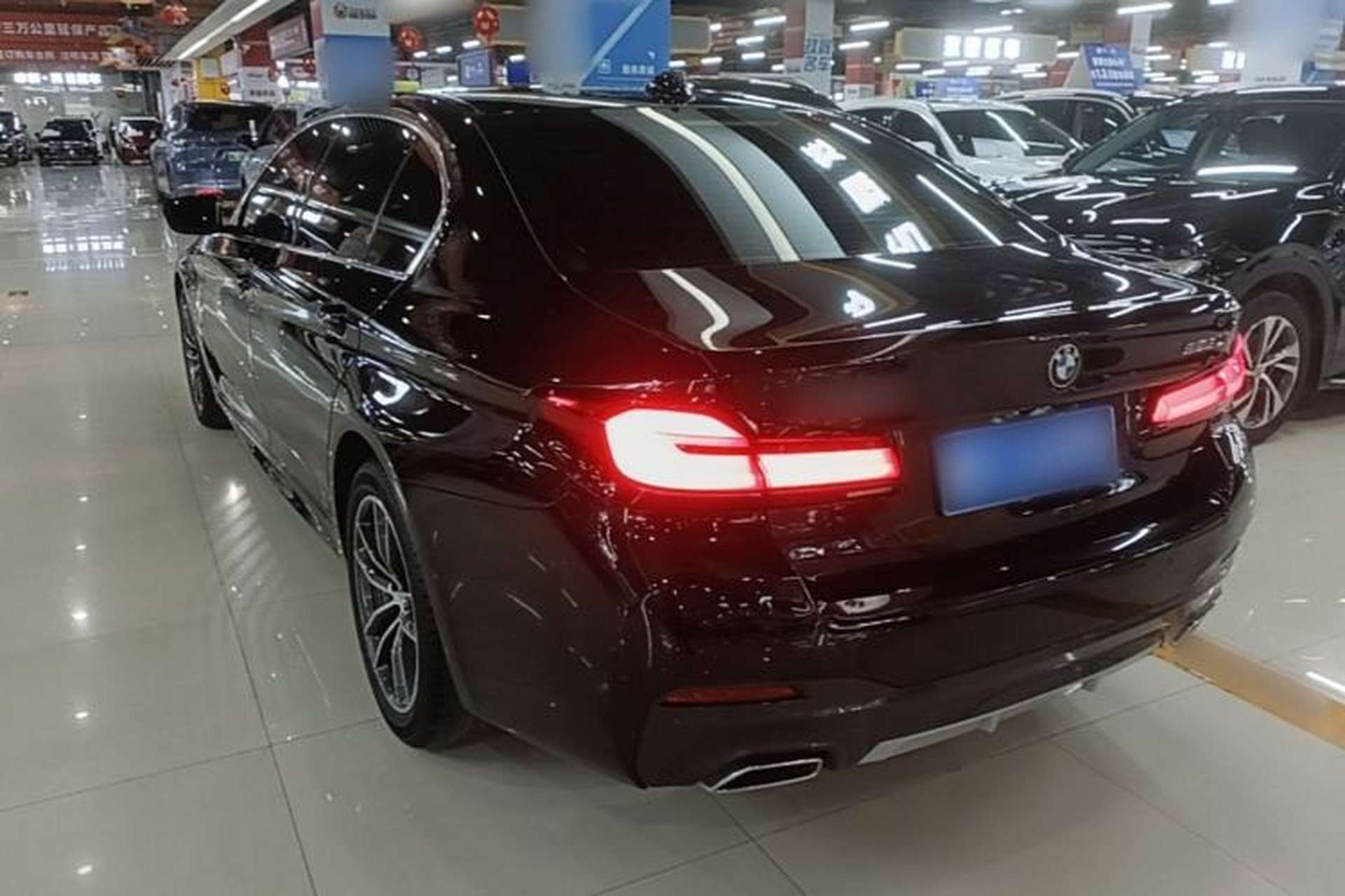 Used BMW 5 Series 2022 Second Facelift 525Li M Sport Package Rear Left 45 Deg