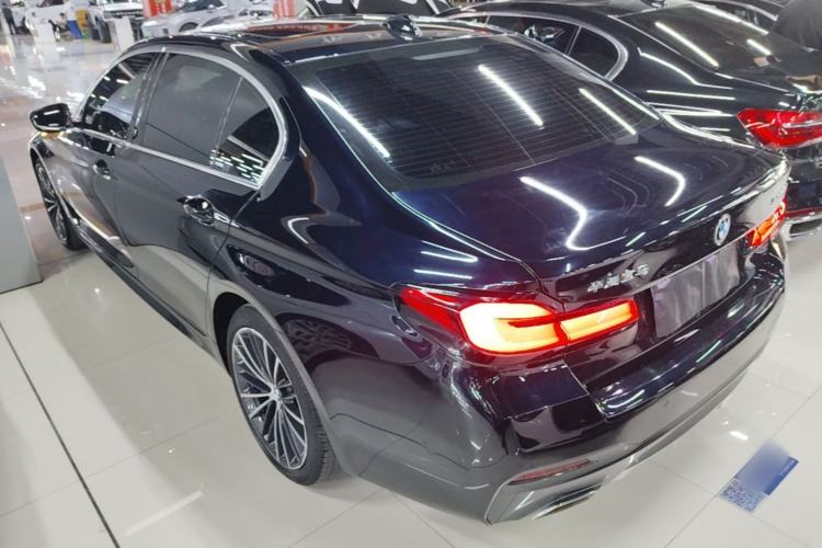 Used BMW 5 Series 2022 Second Facelift 530Li Leading Edition M Sport Package Rear Left 45 Deg