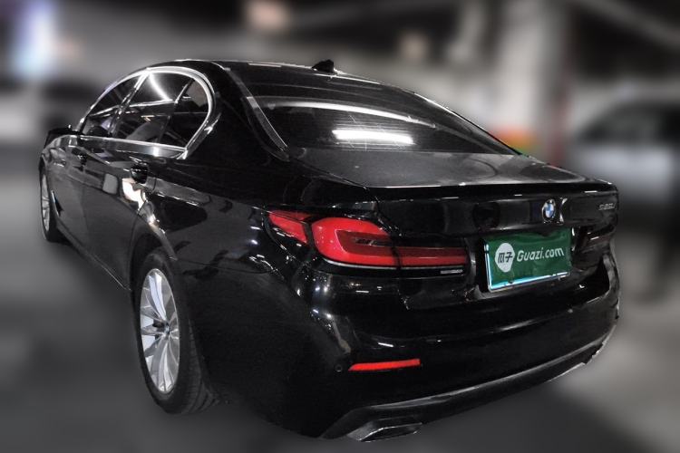 Used BMW 5 Series 2022 Restyled 525Li Luxury Package Rear Left 45 Deg