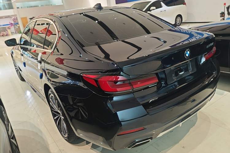 Used BMW 5 Series 2022 Second Facelift 530Li xDrive M Sport Package Rear Left 45 Deg