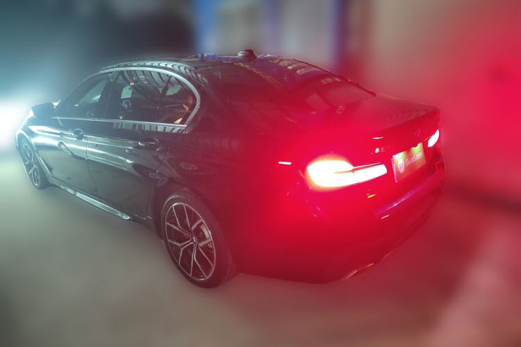 Used BMW 5 Series 2022 Second Facelift 530Li Luxury Version M Sport Package Rear Left 45 Deg