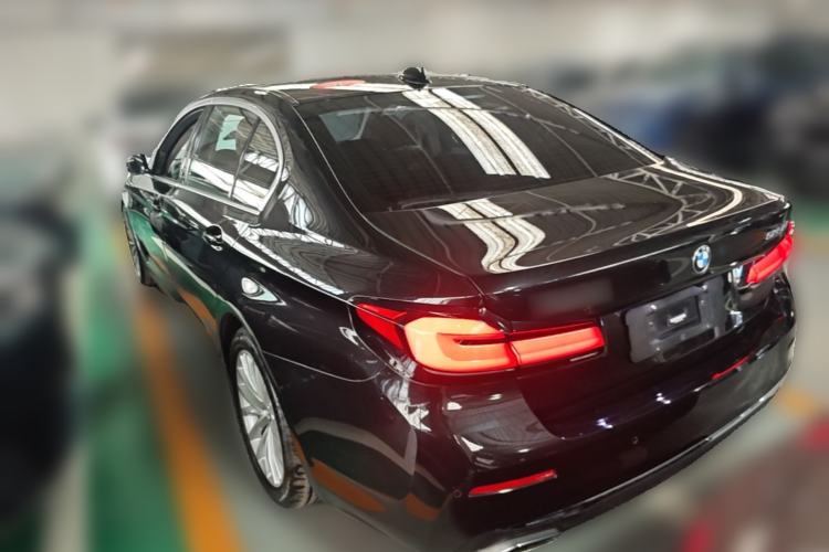 Used BMW 5 Series 2022 Second Facelift 525Li Luxury Package Rear Left 45 Deg