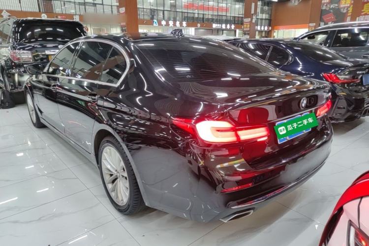 Used BMW 5 Series 2022 Second Facelift 525Li Luxury Package Rear Left 45 Deg