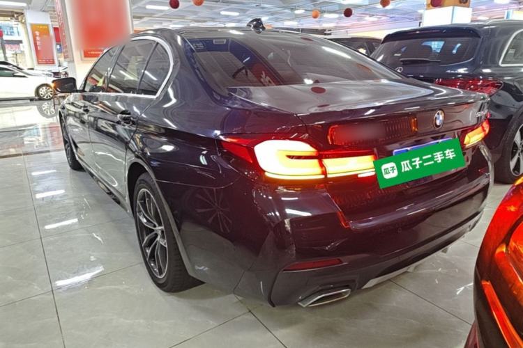 Used BMW 5 Series 2022 Second Facelift 525Li M Sport Package Rear Left 45 Deg