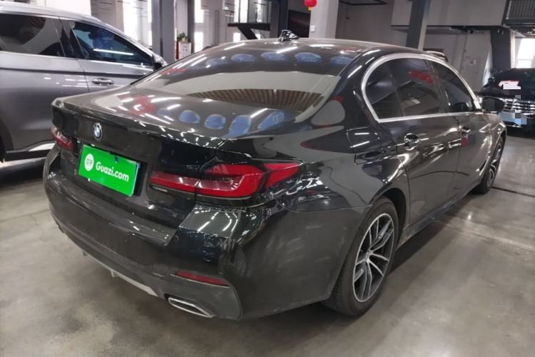 Used BMW 5 Series 2022 Second Facelift 525Li M Sport Package Rear Right 45 Deg