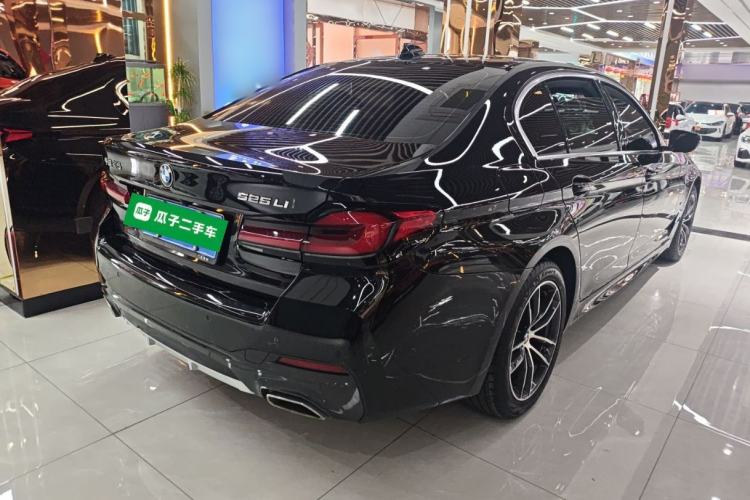 Used BMW 5 Series 2022 Second Facelift 525Li M Sport Package Rear Right 45 Deg