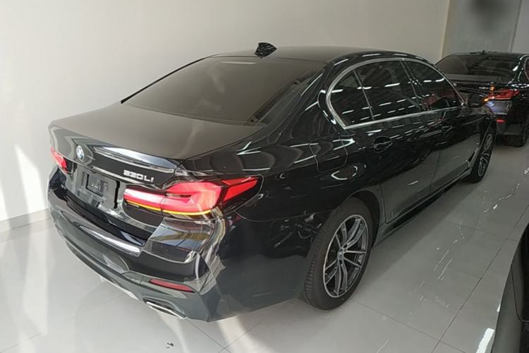 Used BMW 5 Series 2022 Second Facelift 525Li M Sport Package Rear Right 45 Deg