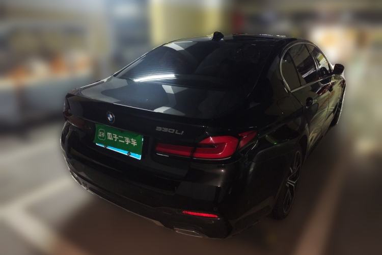 Used BMW 5 Series 2022 Revised Version 3 530Li Luxury Edition M Sport Package Rear Right 45 Deg