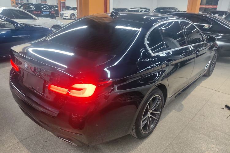 Used BMW 5 Series 2022 Second Facelift 525Li M Sport Package Rear Right 45 Deg