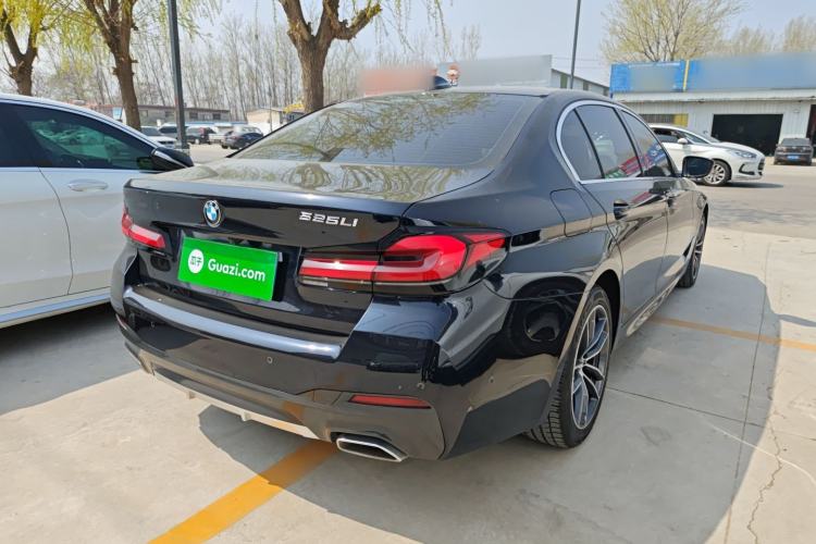 Used BMW 5 Series 2022 Second Facelift 525Li M Sport Package Rear Right 45 Deg