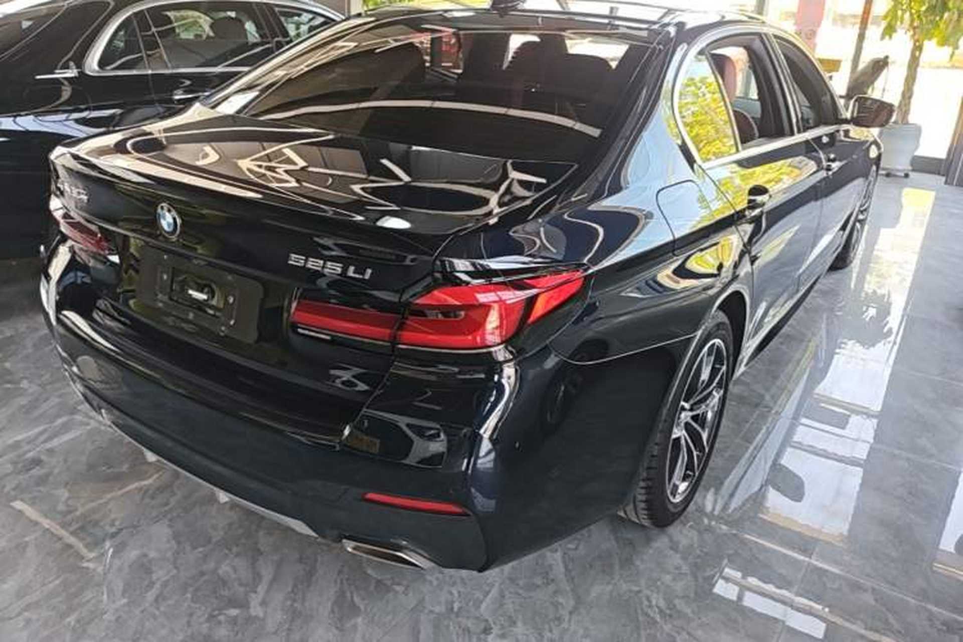 Used BMW 5 Series 2022 Second Facelift 525Li M Sport Package Rear Right 45 Deg